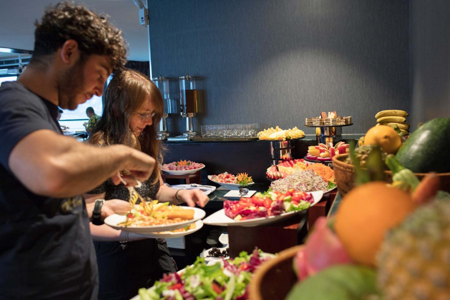 27_Buffet_Scarlet_Pearl_02